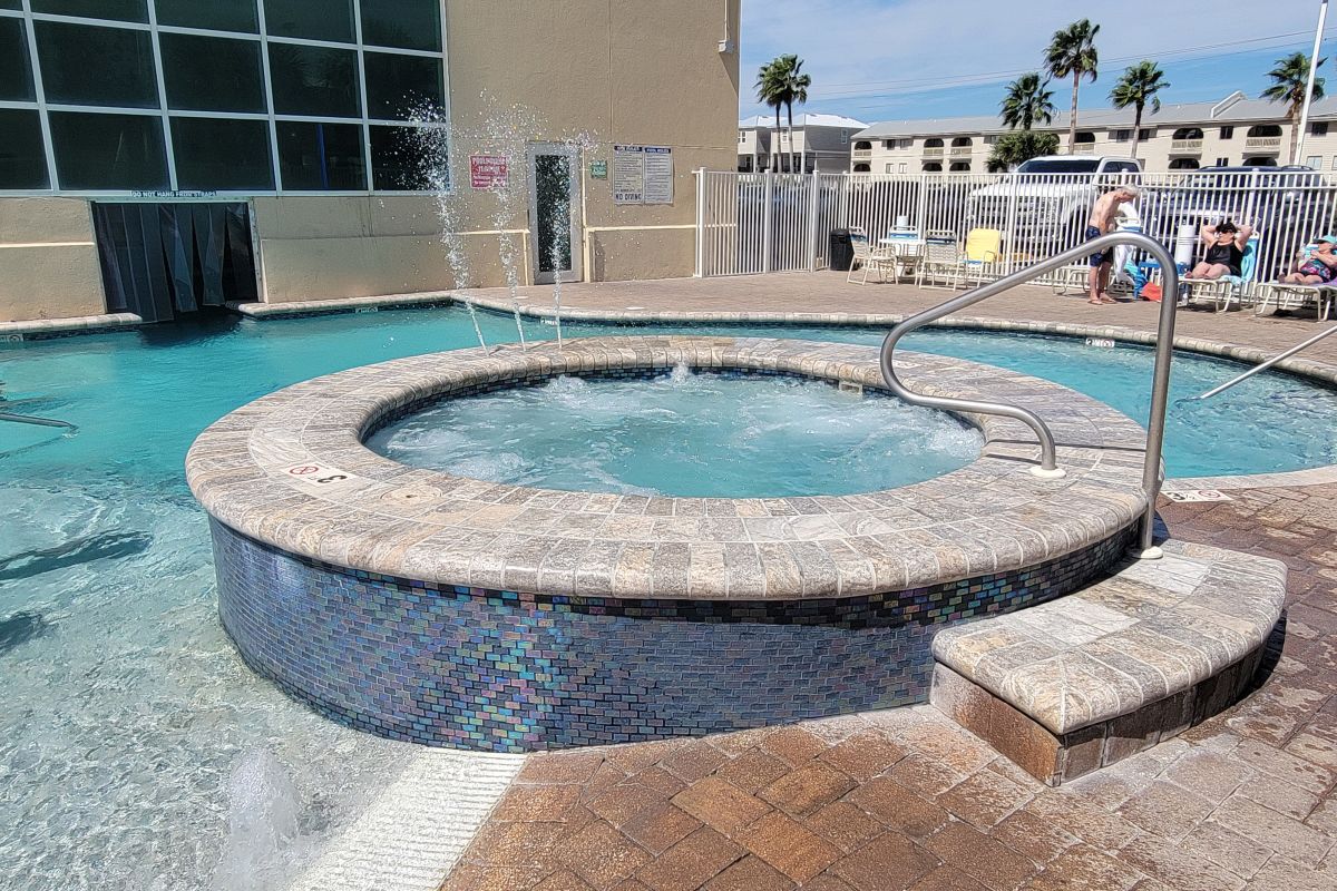 Relaxing resort hot tub